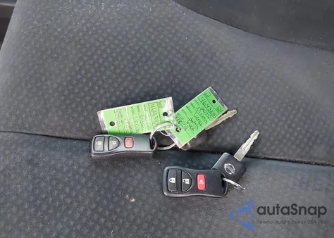 2010 Nissan Versa 1.8S z USA, uszkodzony, nr VIN 3N1BC1CP5AL378109